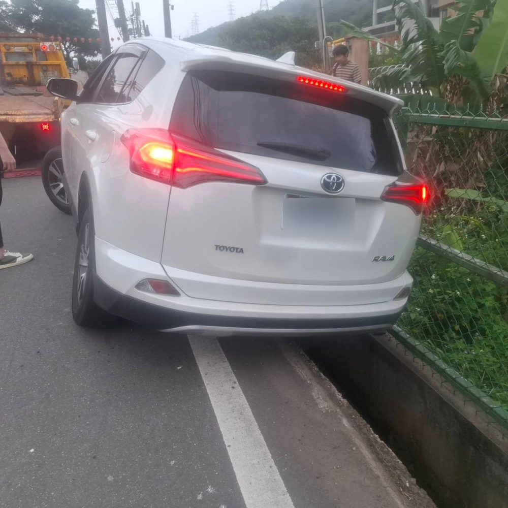 鄉間小路救援｜緊急道路救援｜桃園緊急道路救援