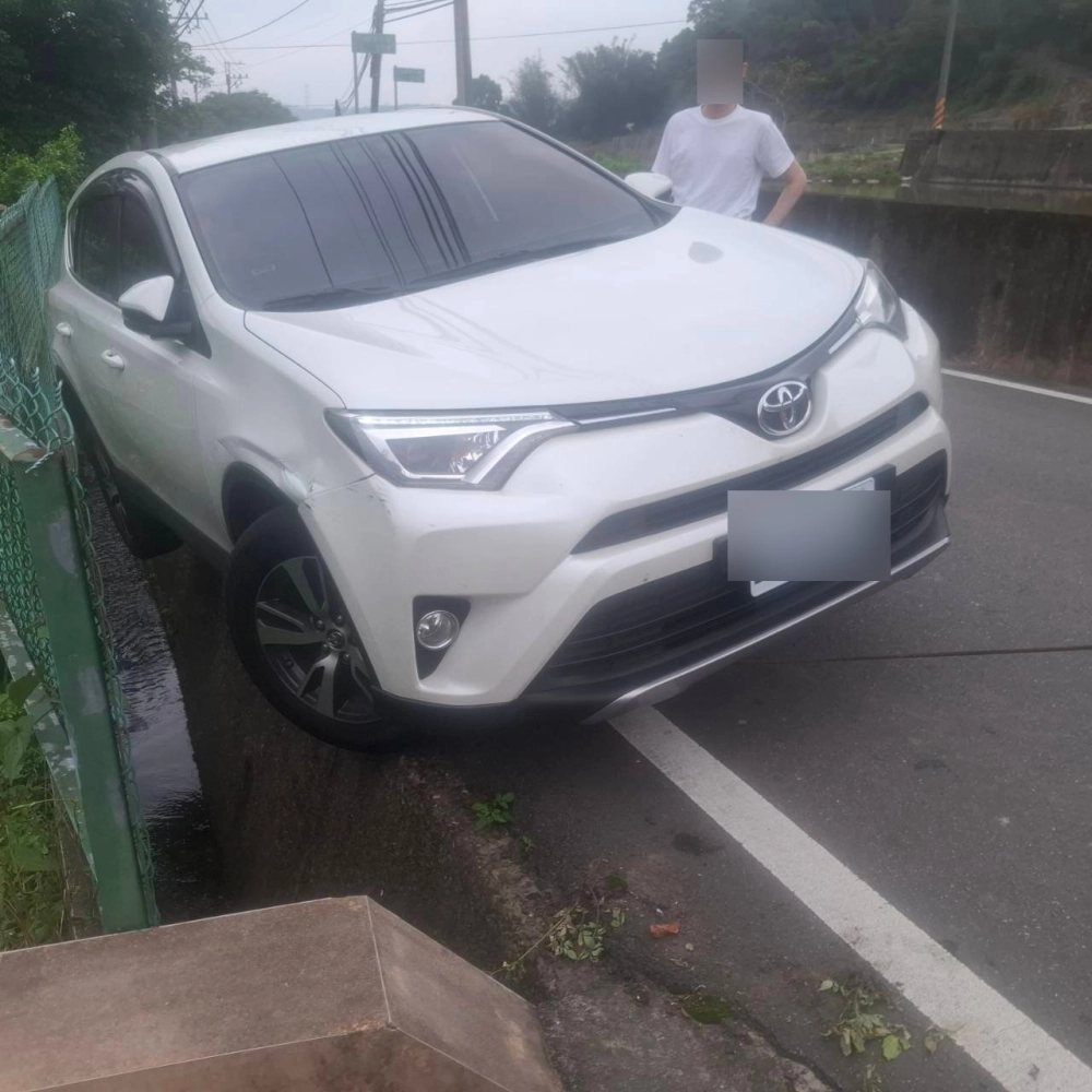 鄉間小路救援｜緊急道路救援｜桃園緊急道路救援