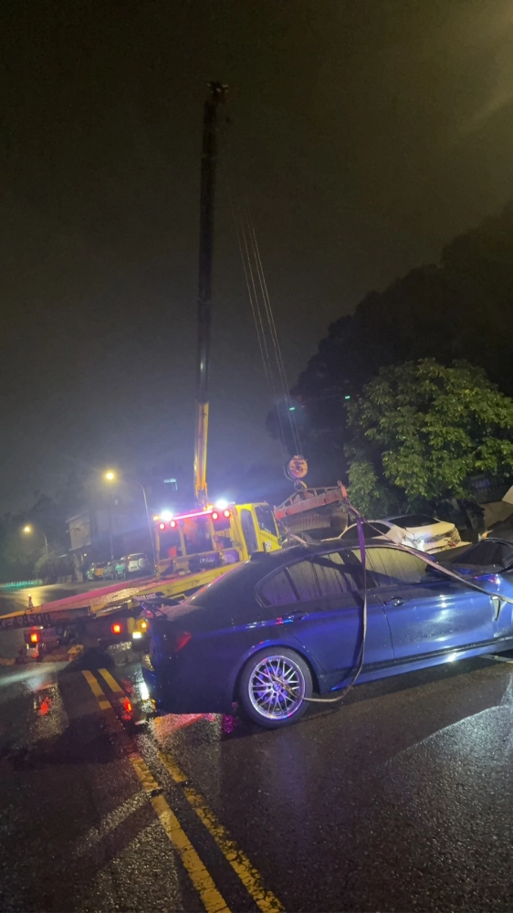 24小時道路救援