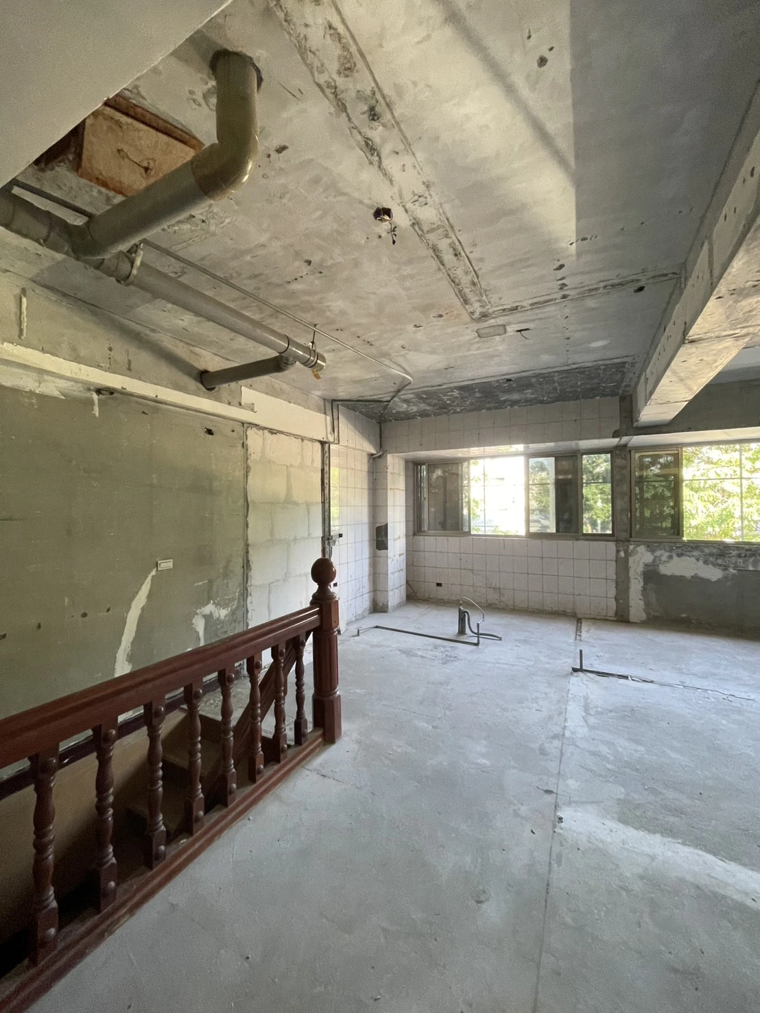 大里區益明路二段店面1.2樓拆除案例-台中拆除公司