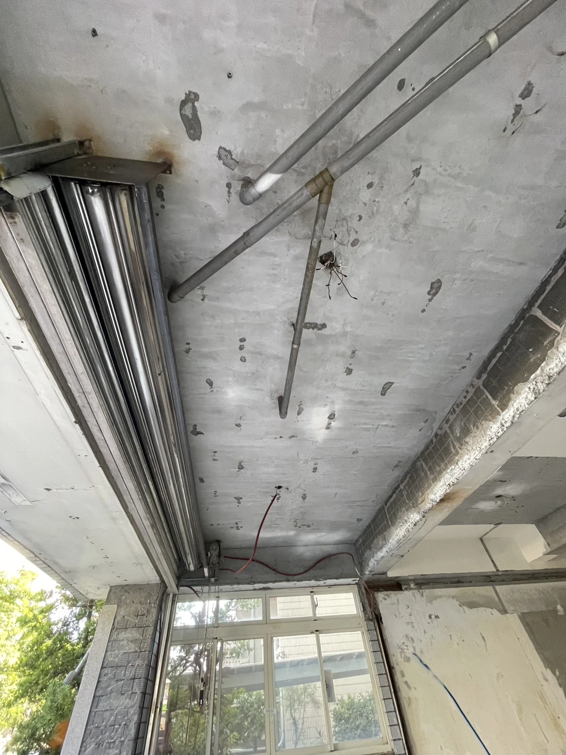 大里區益明路二段店面1.2樓拆除案例-台中拆除公司