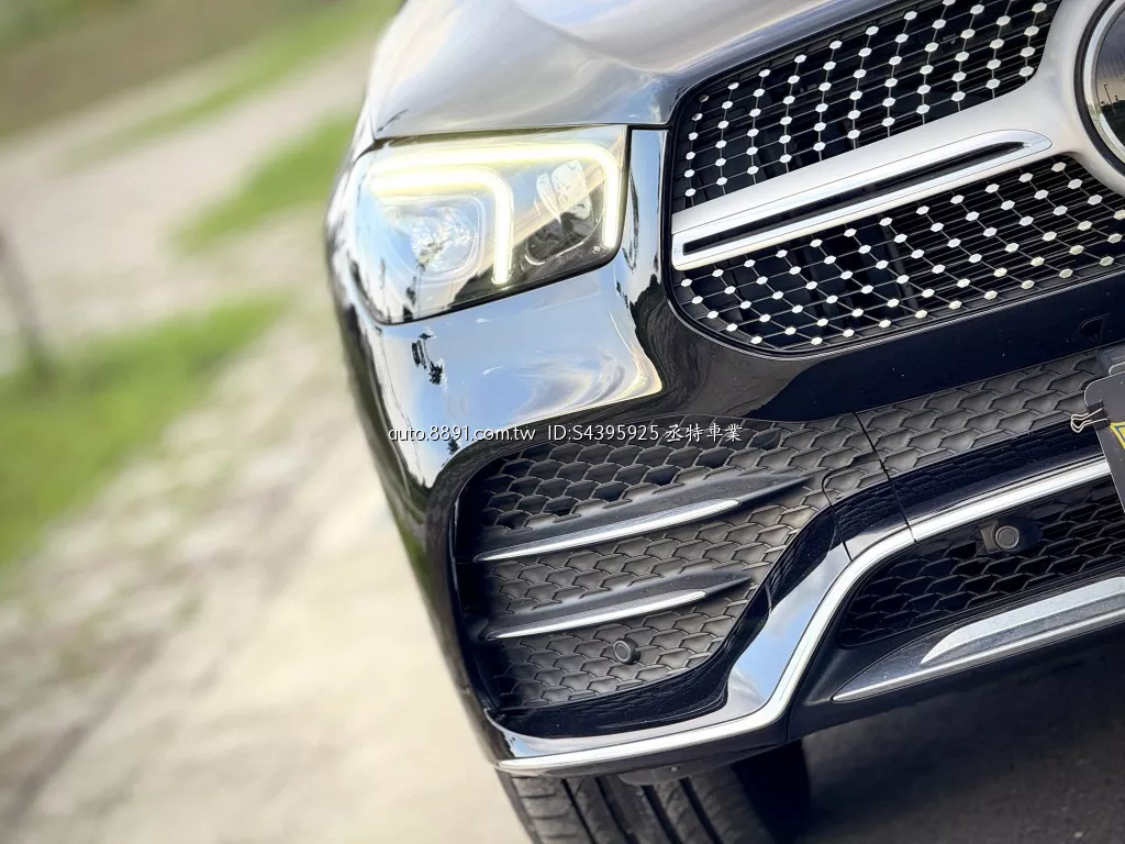 2019/20 總代理 BENZ GLE300d AMG 7座 4Matic