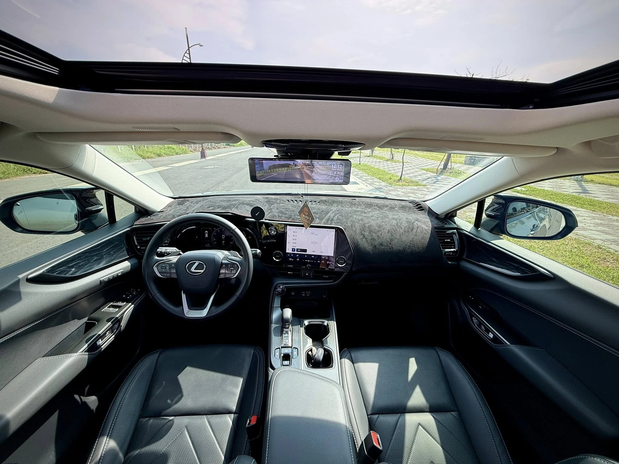 Lexus NX250 2023款 頂級版 升級F Sport套件