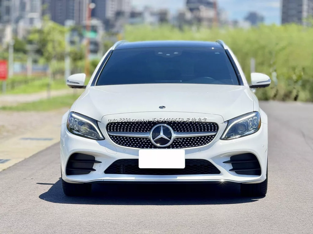 2021 BENZ S205 C300 AMG Estate