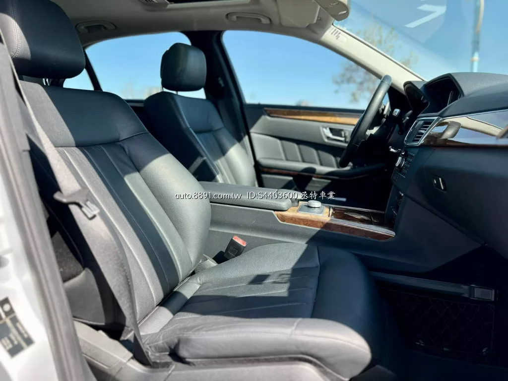 2010 總代理 BENZ W212 E350 CDI