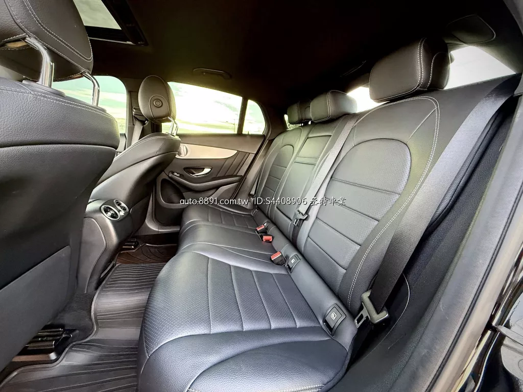 2018 BENZ GLC300 Coupe AMG