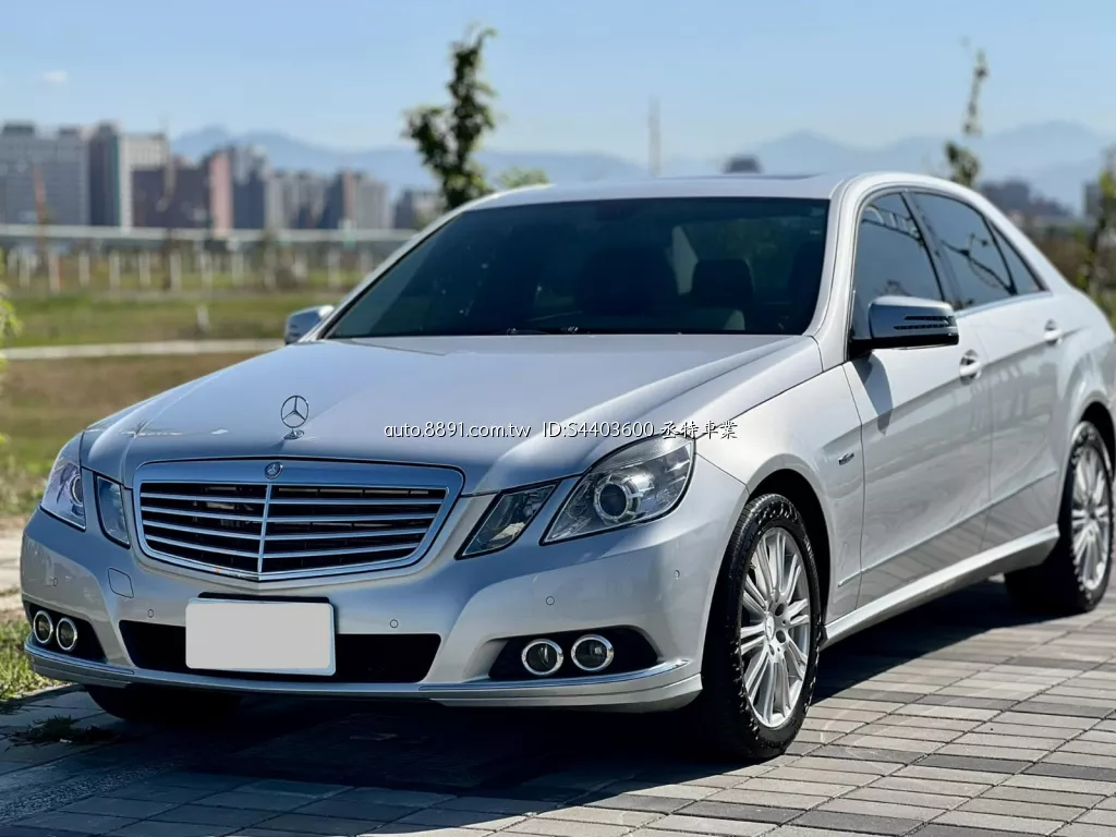 2010 總代理 BENZ W212 E350 CDI