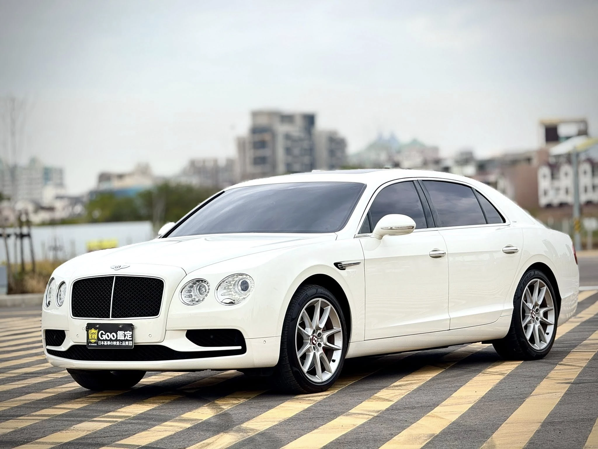 Bentley Flying Spur 4.0 V8S 2018款