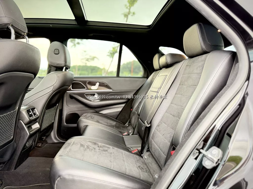 2019/20 總代理 BENZ GLE300d AMG 7座 4Matic