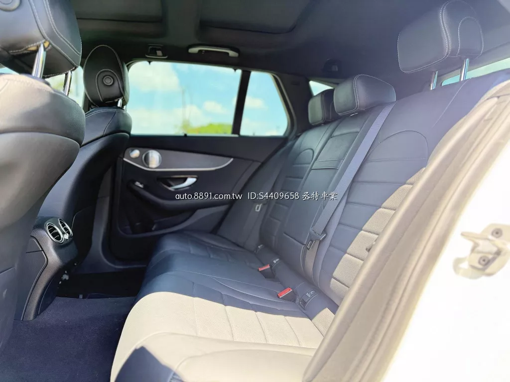 2021 BENZ S205 C300 AMG Estate