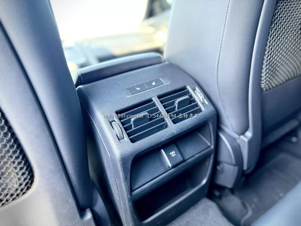 2018 Jaguar E-Pace P250 R-Dynamic S