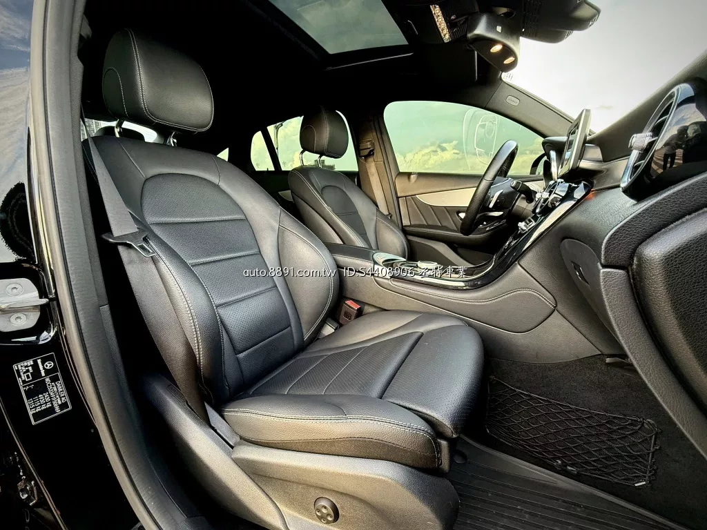 2018 BENZ GLC300 Coupe AMG