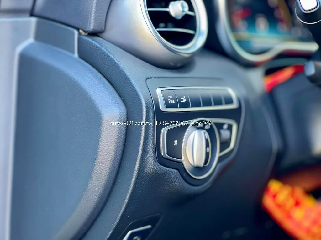 2018/19 總代理 BENZ C43 AMG Cabriolet
