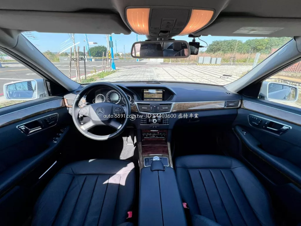 2010 總代理 BENZ W212 E350 CDI