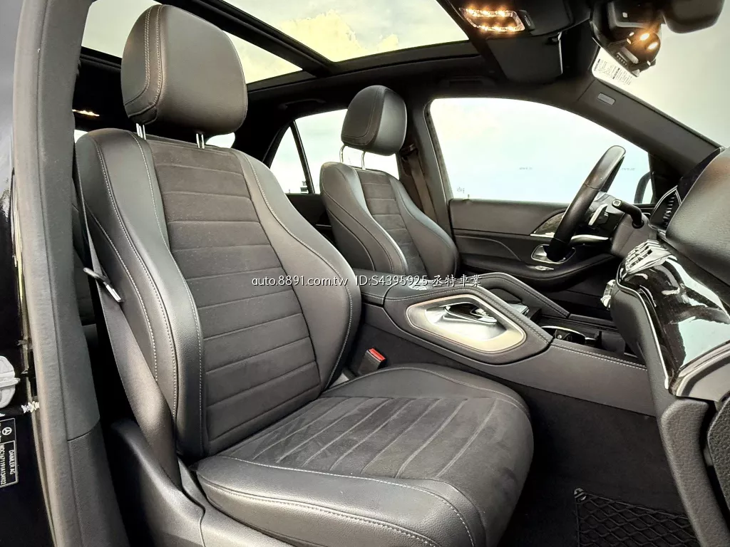2019/20 總代理 BENZ GLE300d AMG 7座 4Matic