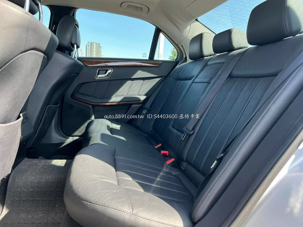 2010 總代理 BENZ W212 E350 CDI