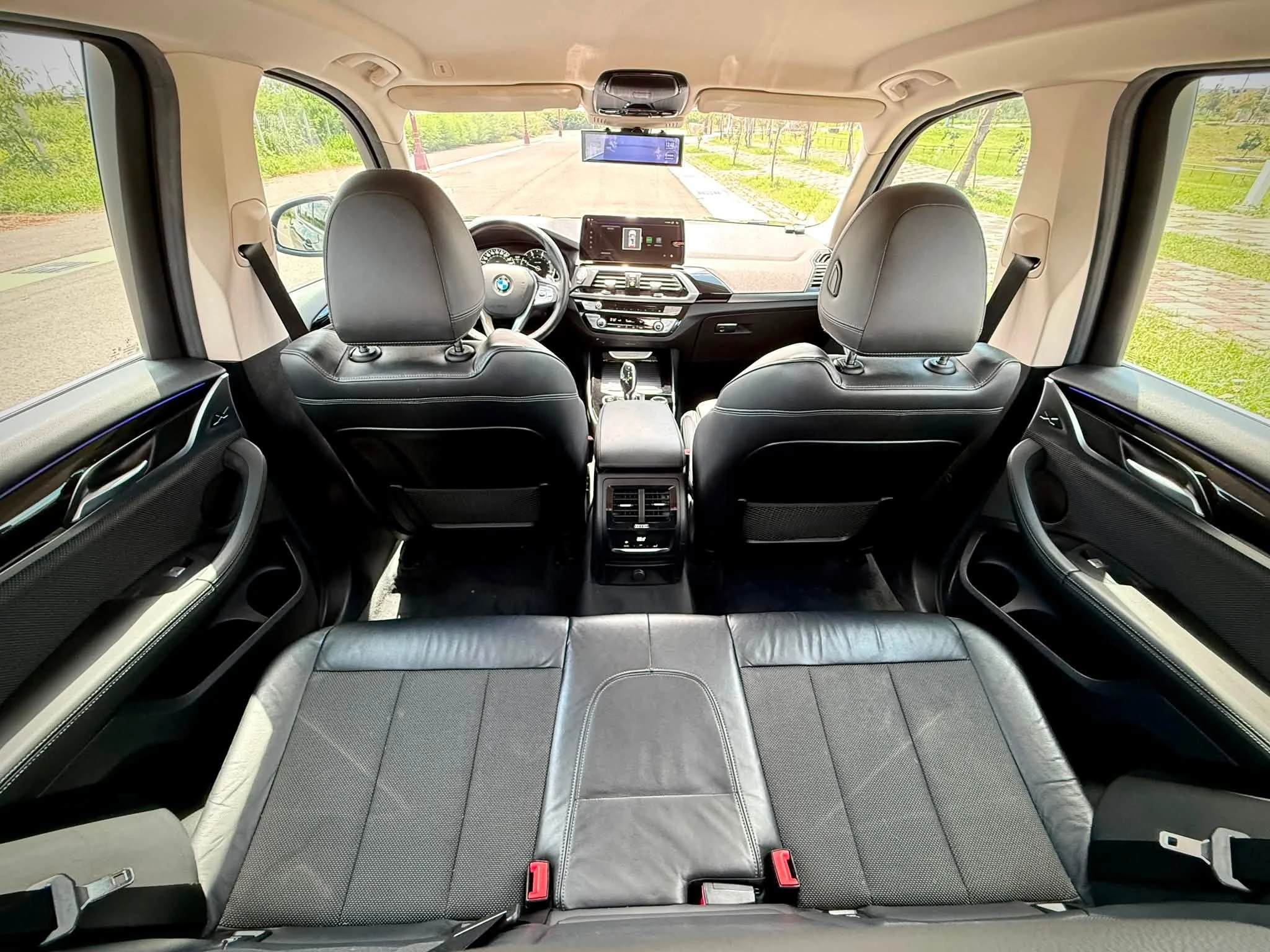 總代理 2018 BMW X3 20d 原版件 5AT跟車系統 