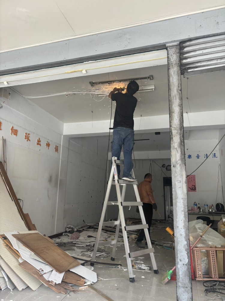 板橋樂器專賣店面拆除