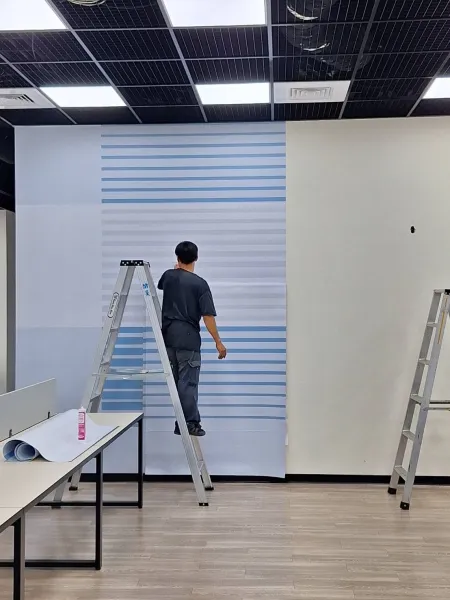 鴻海集團貼壁紙大圖施工