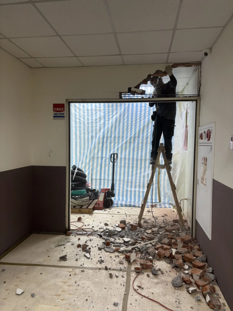 中和廠房防火門拆除