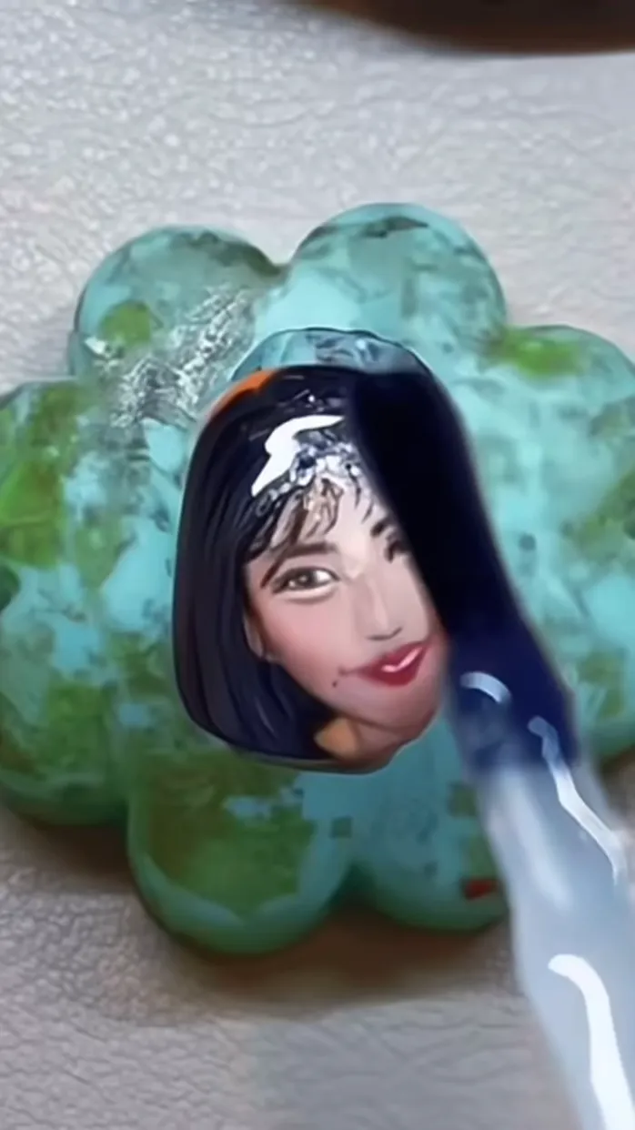 手繪人像美甲設計
