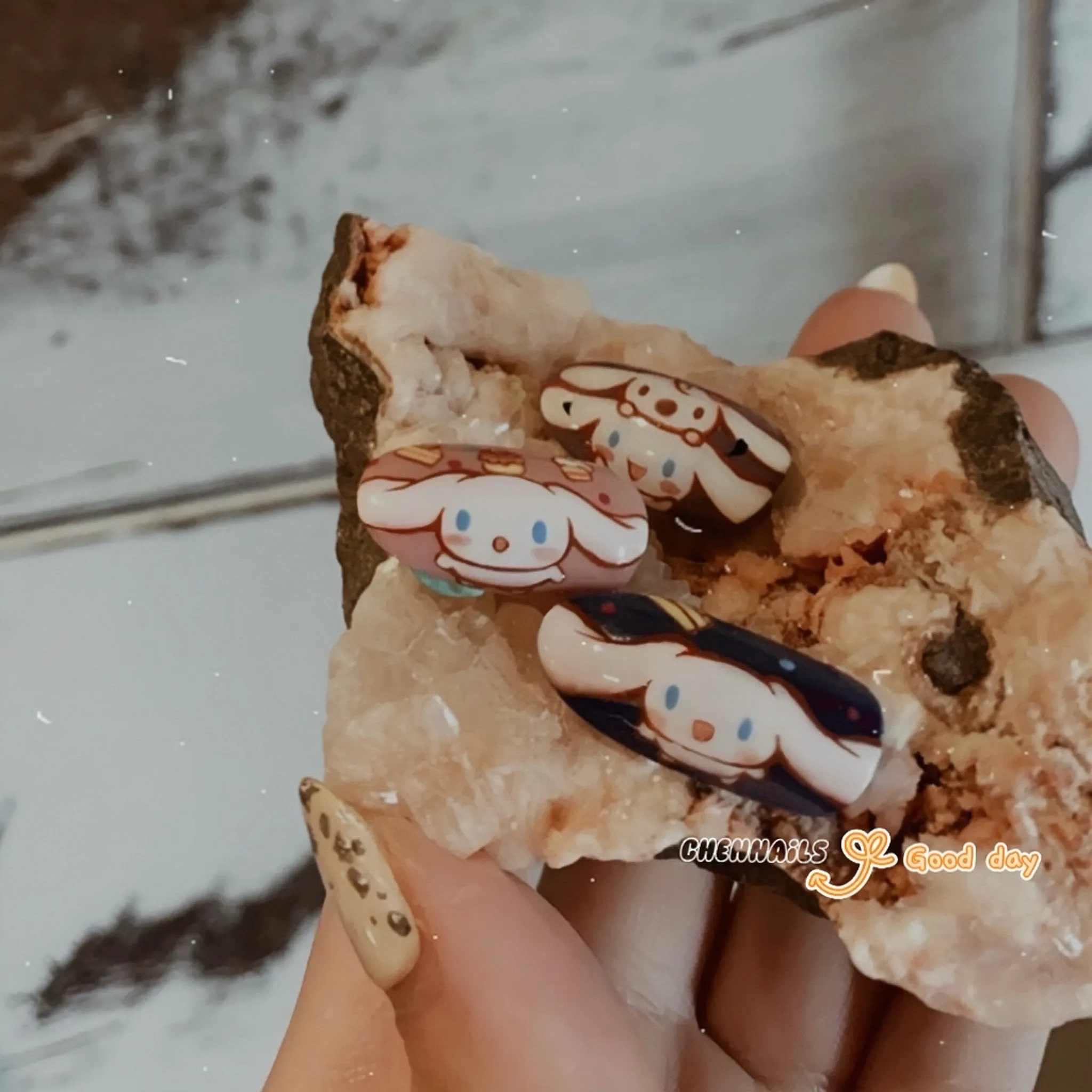 大耳狗主題｜手繪感美甲設計【台北美甲推薦】【中山區做指甲】