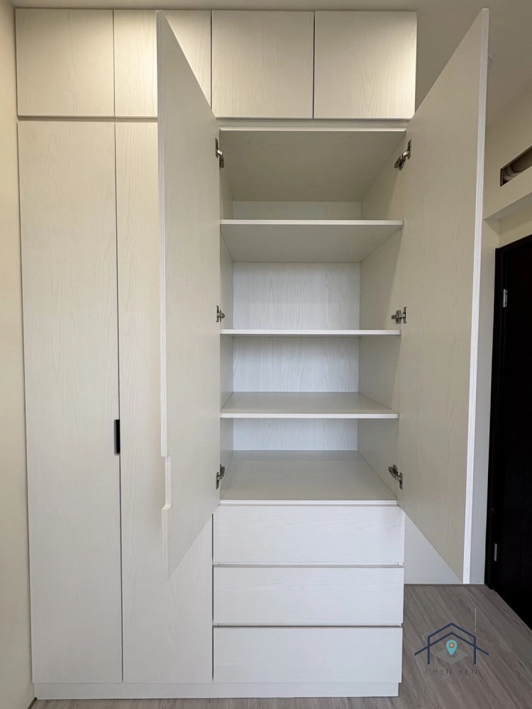 櫃體門片-珍白木