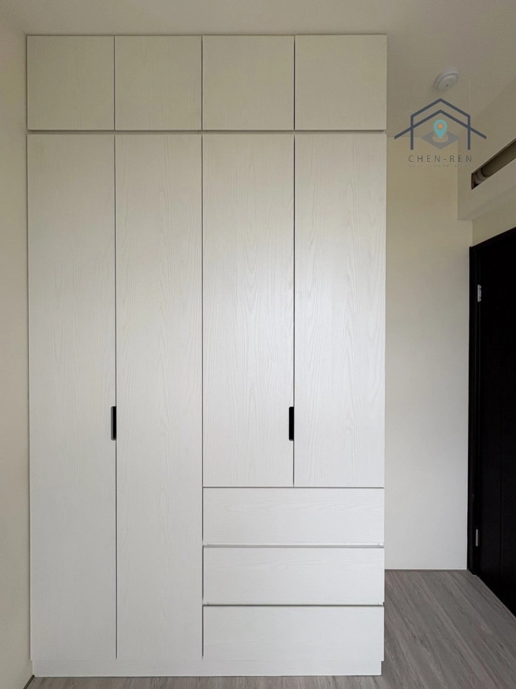 櫃體門片-珍白木