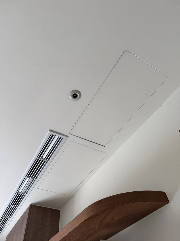 台中西區-開維修孔