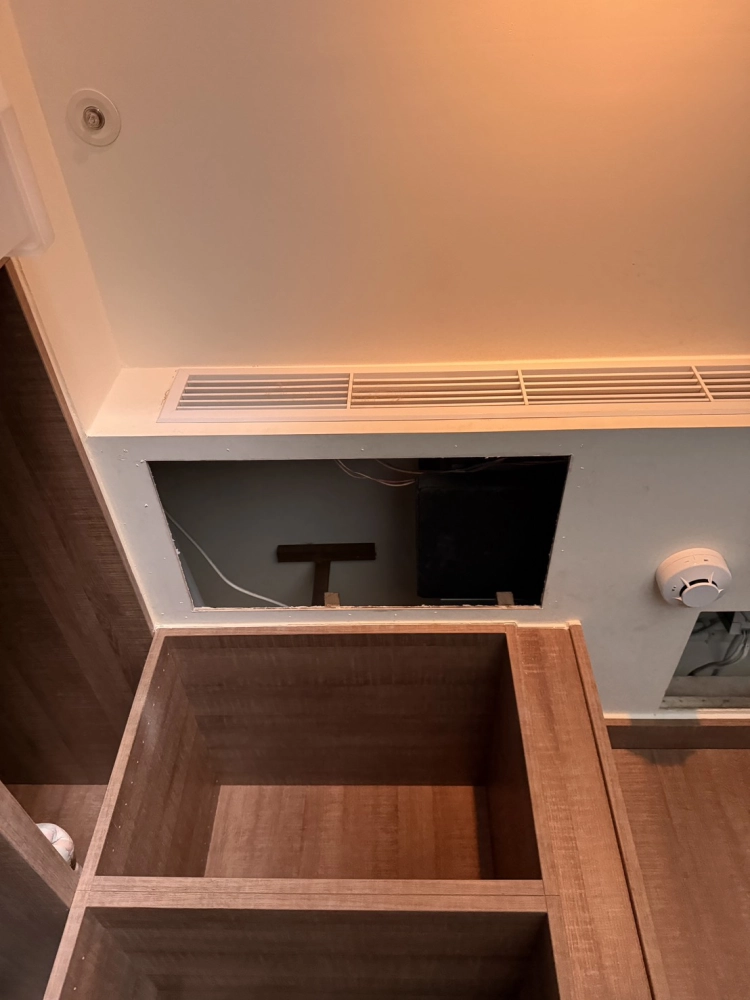 台中西區-開維修孔