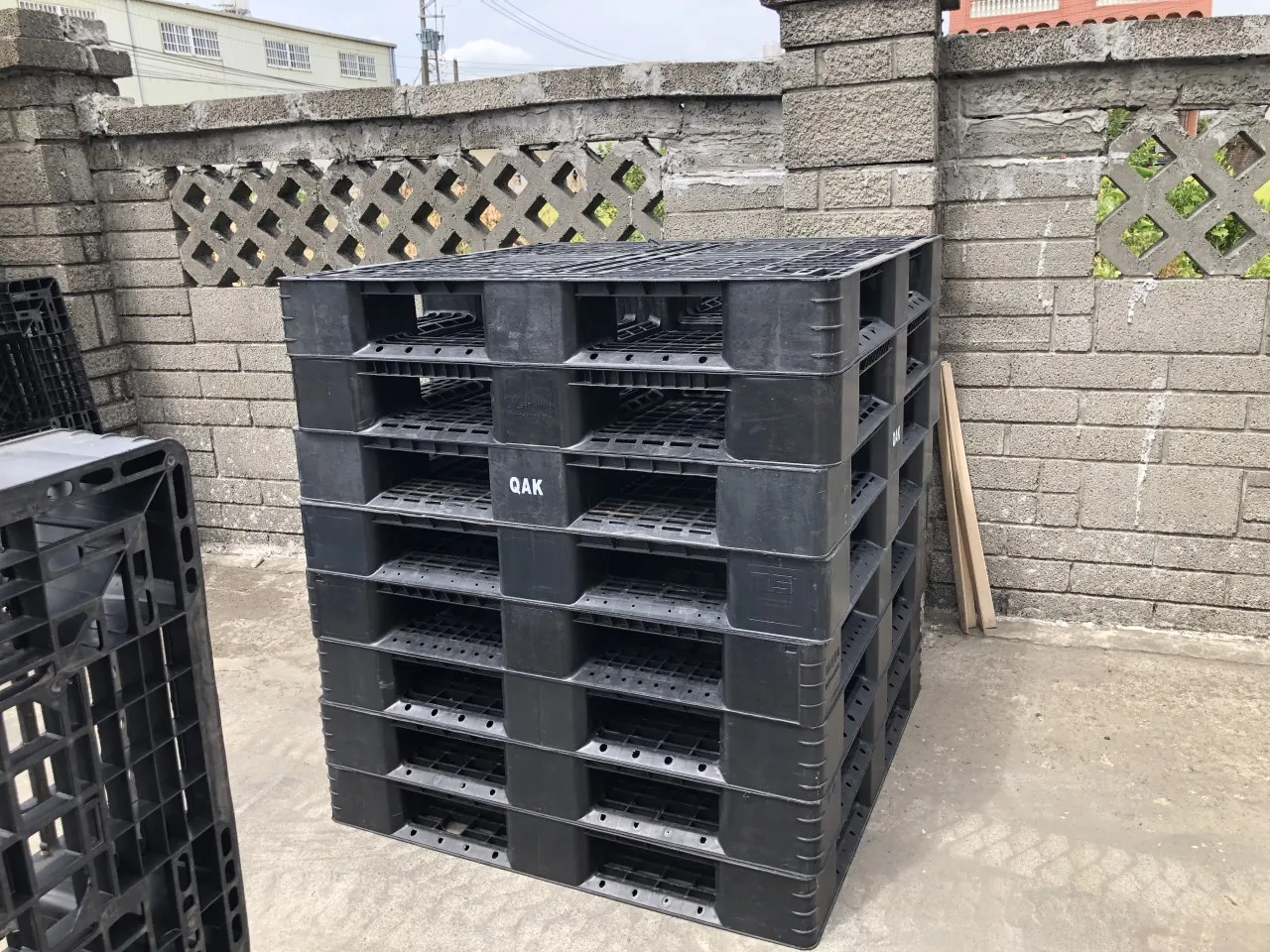 中古塑膠棧板(02)