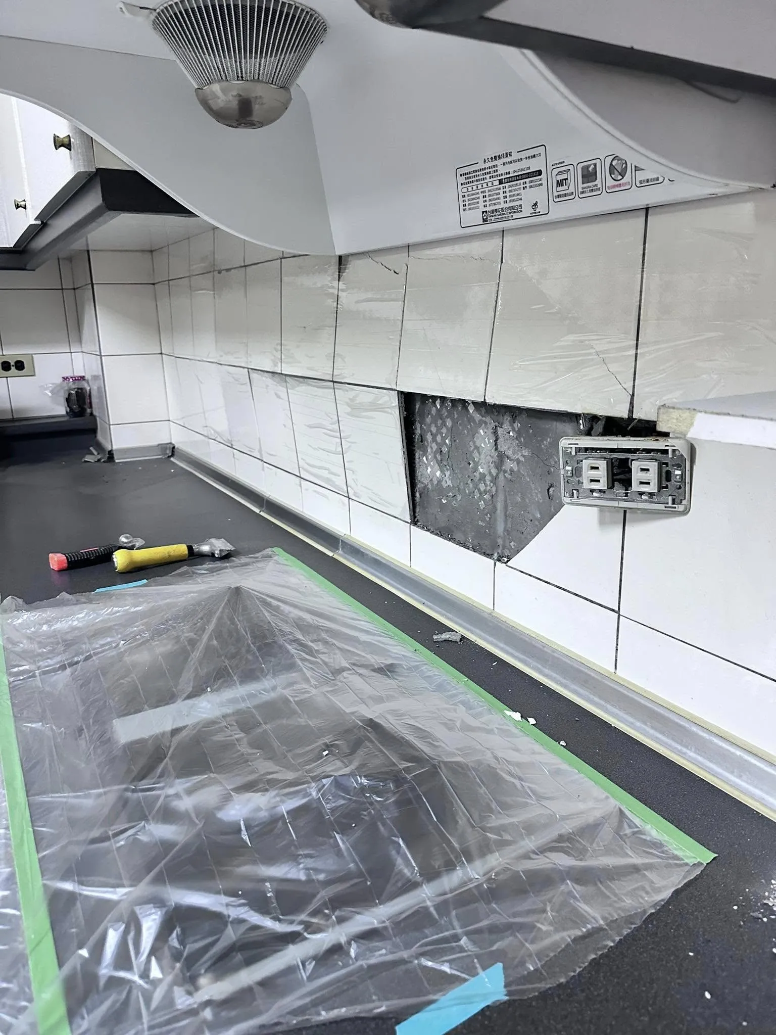 施工地點:台中文心路自蓋豪宅40年屋齡