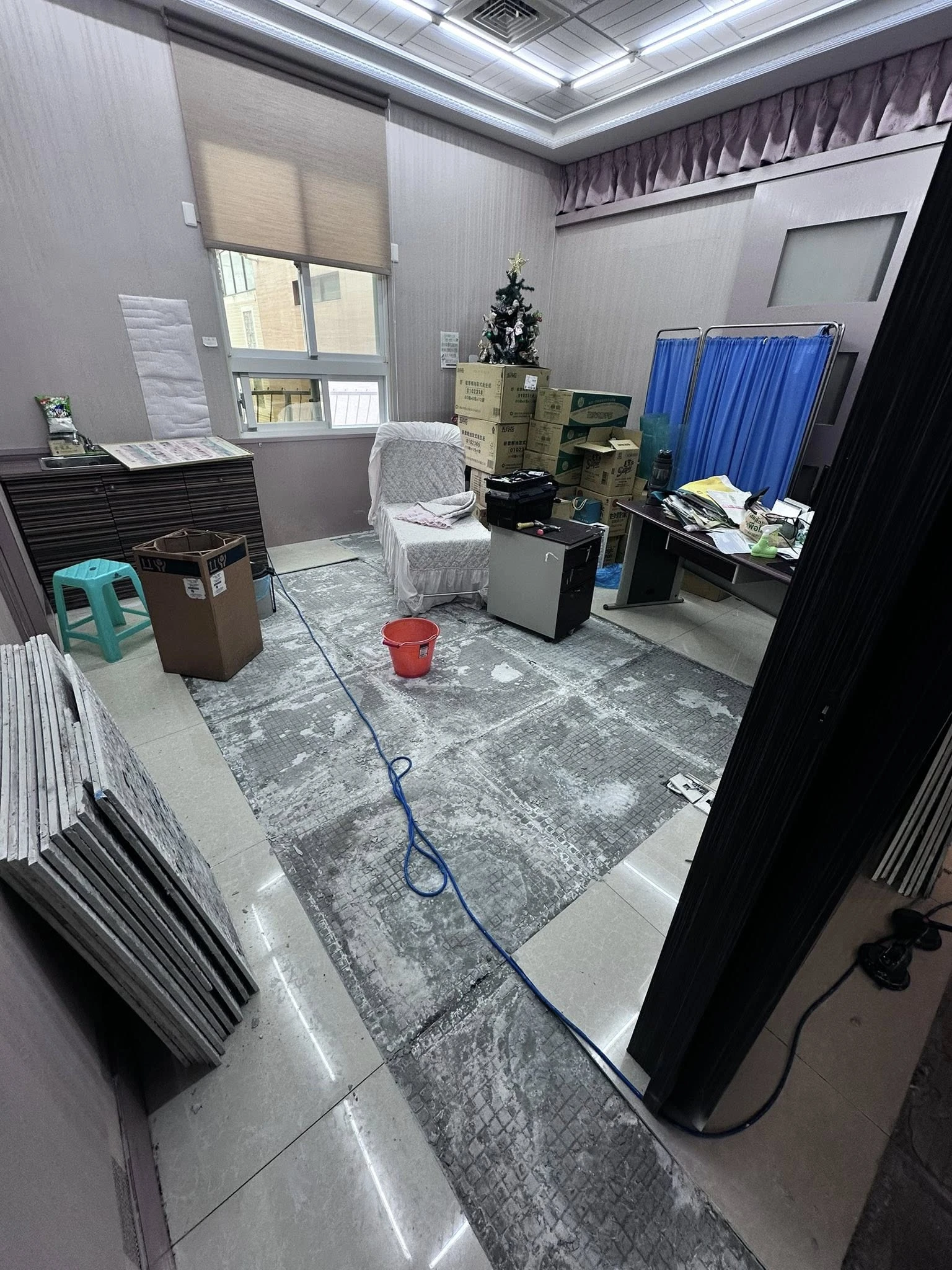 施工地點:鹿港 磁磚隆起空心案例-彰化磁磚修繕/彰化磁磚修補