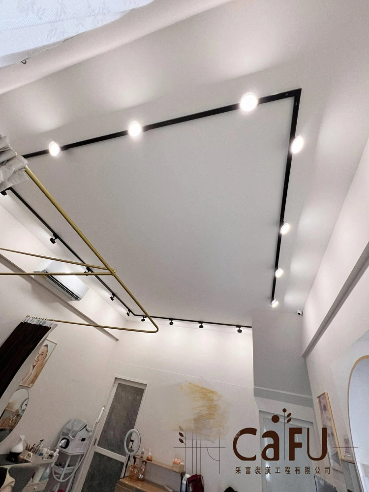 南帝王美容院-店面｜嘉義商空設計｜嘉義商空裝修