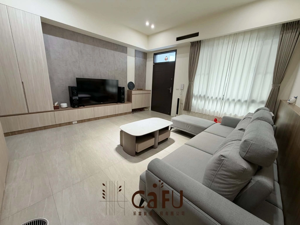 梅山一品-新成屋｜嘉義室內裝潢｜嘉義客廳裝潢