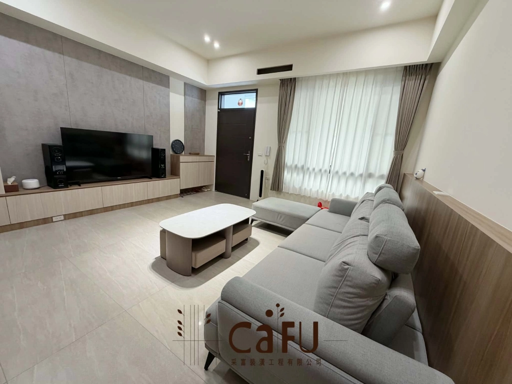 梅山一品-新成屋｜嘉義室內裝潢｜嘉義客廳裝潢