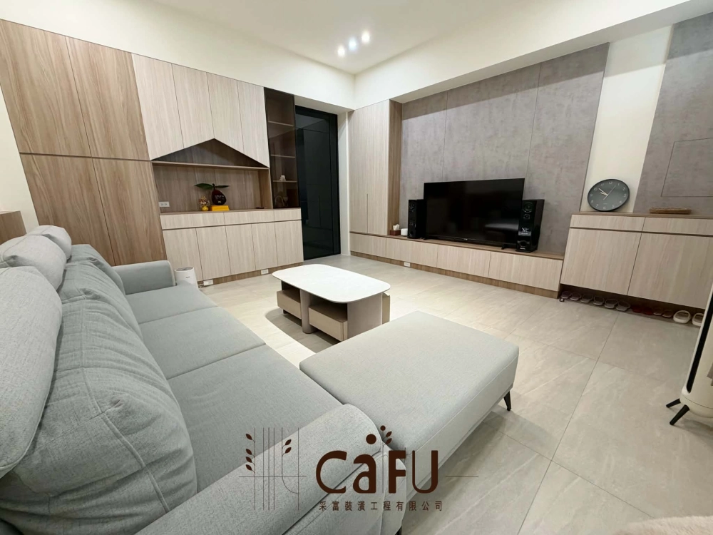 梅山一品-新成屋｜嘉義室內裝潢｜嘉義客廳裝潢