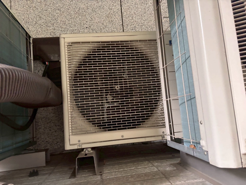 大直都更解壓縮館