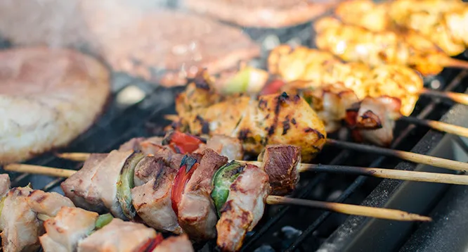 露營烤肉食材組怎麼挑？炭烤新手一次上手｜高雄露營烤肉｜高雄烤肉組｜高雄露營燒烤｜高雄燒烤組合