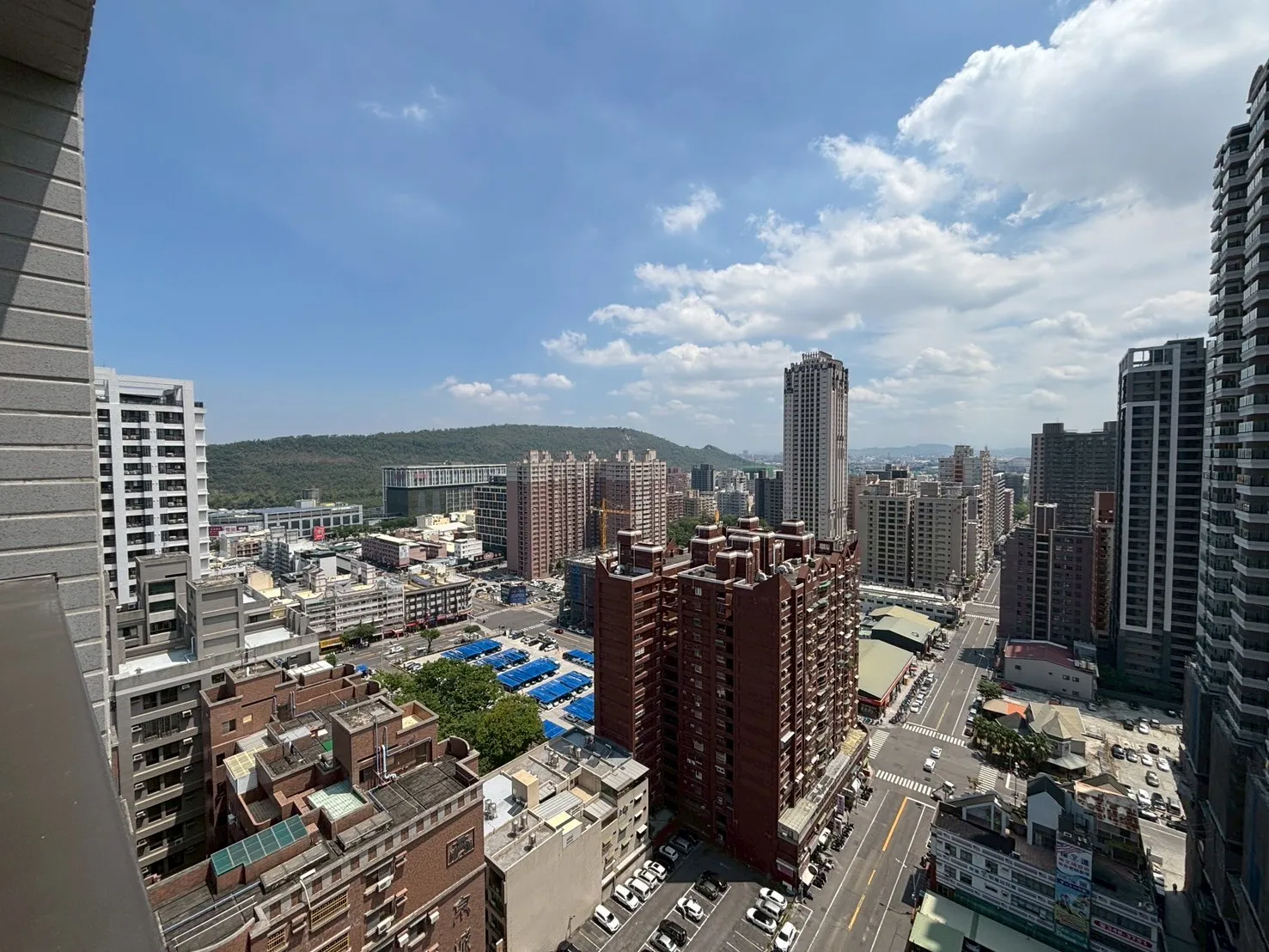 左營 鑫悅