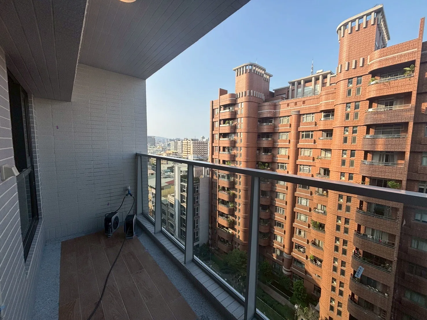 新興區 崑庭敦品