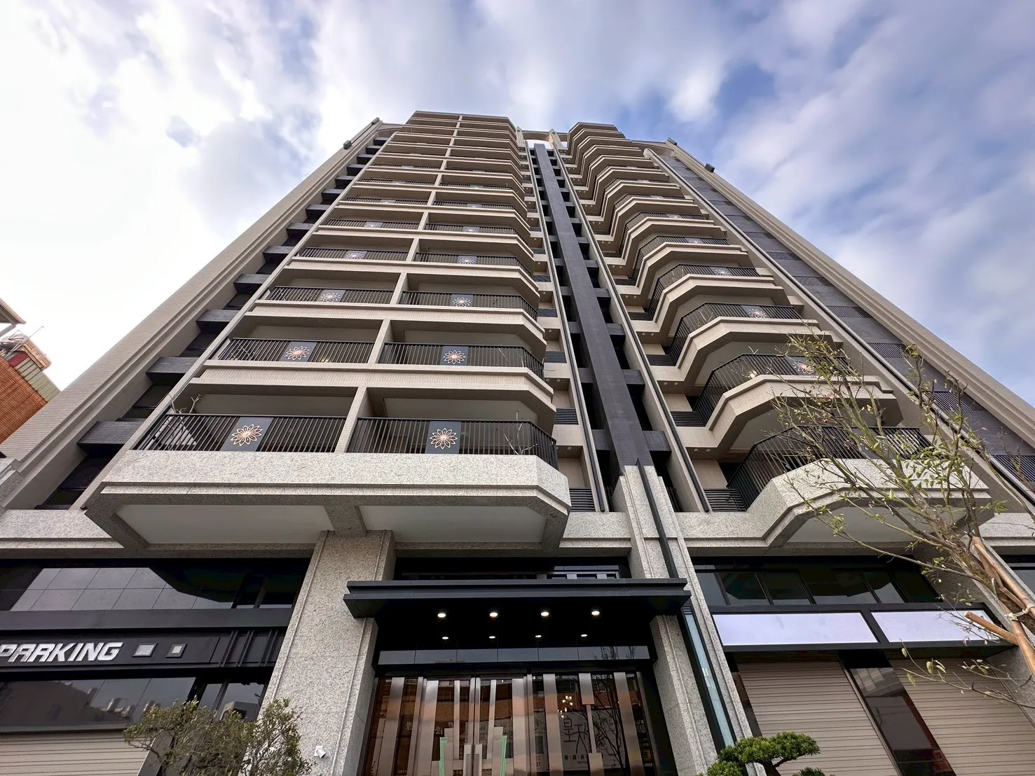 鳳甲 銳揚新生活