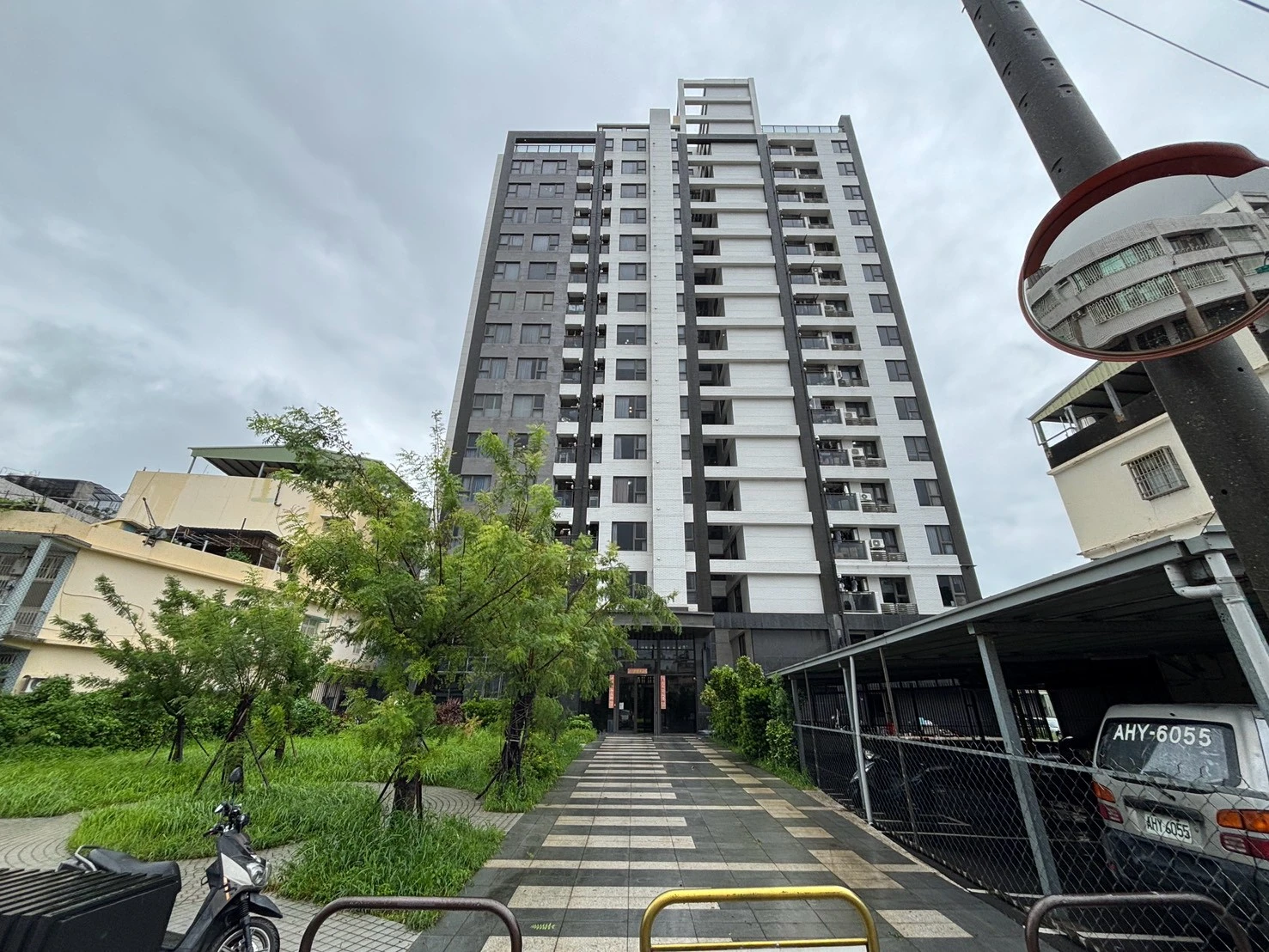 楠梓 捷客大樓