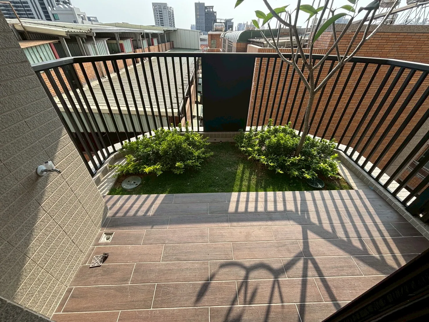 鳳甲 銳揚新生活