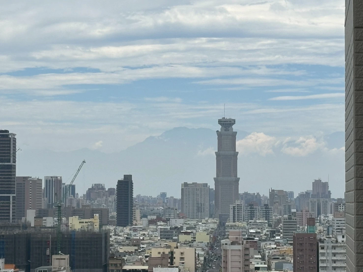 三民區 遠見云峰