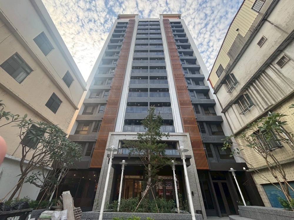 前鎮區 瑞隆松下