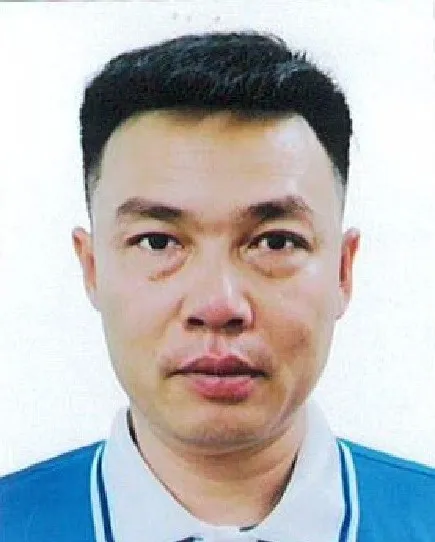 工人姓名: HO ＊＊＊＊ ＊A胡曰荷<BR>
出生日期: 1982-05-09<BR>
逃逸日期: 2025-12-08