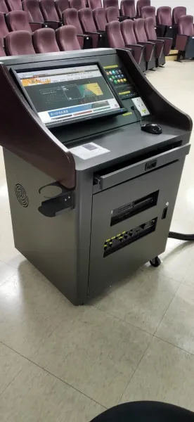 台北台大藥學系-KZ-1580V數位多功能講桌安裝