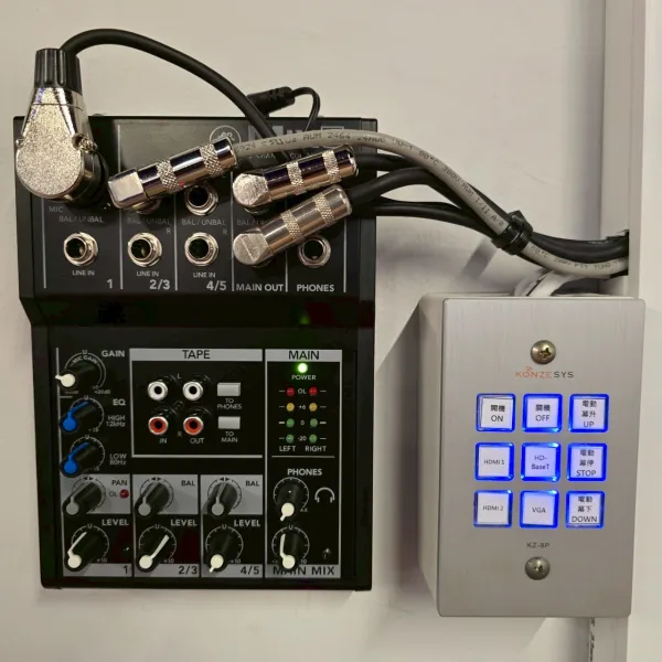 台北北藝大新媒系-電腦教室混音機安裝