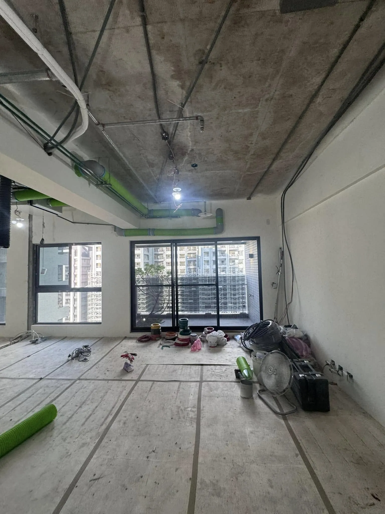 桃園新成屋 除濕機+全熱交換機共管施工 